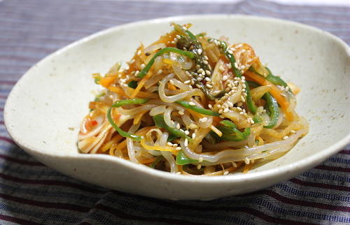 今日のキムチ料理レシピ： しらたきとキムチのきんぴら