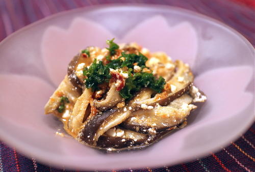 今日のキムチ料理レシピ：シイタケのカッテージチーズのピリ辛和え