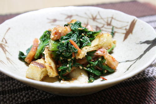 今日のキムチ料理レシピ：春菊と油揚げのキムチ和え