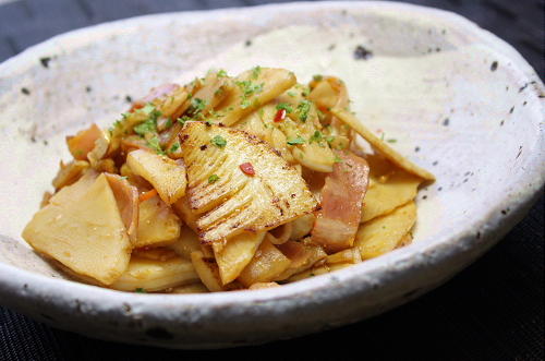 今日のキムチ料理レシピ：たけのことキムチのバターしょうゆ炒め