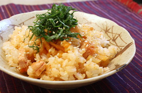 今日のキムチ料理レシピ：たらことキムチの混ぜご飯