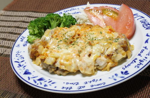 今日のキムチ料理レシピ：鶏もも肉のキムチチーズ焼き