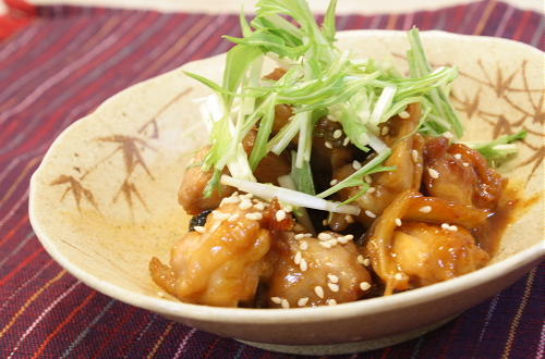 今日のキムチ料理レシピ：鶏肉とねぎのキムチ煮