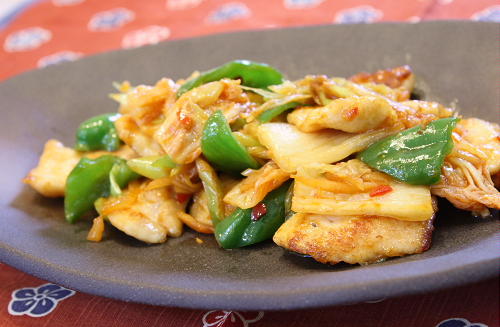 今日のキムチ料理レシピ：鶏肉とキムチのオイスターソース炒め