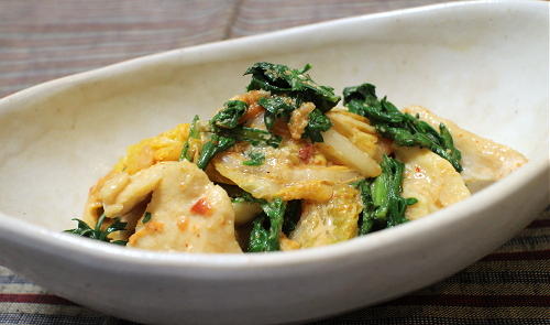 今日のキムチ料理レシピ：鶏肉と春菊のキムチマヨ和え