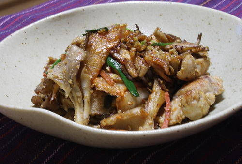 今日のキムチ料理レシピ：鶏胸肉とキムチのごまマヨ炒め