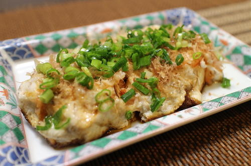 今日のキムチ料理レシピ：豆腐のキムチ自然薯焼き