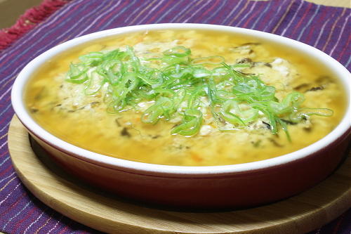 今日のキムチ料理レシピ：豆腐とキムチのレンジ蒸し
