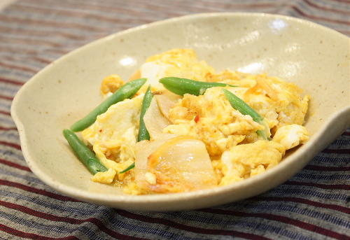 今日のキムチ料理レシピ：豆腐とキムチの卵とじ