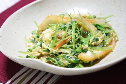 今日のキムチ料理レシピ：豆苗とキムチの卵焼き
