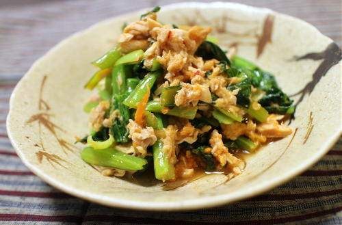 今日のキムチ料理レシピ：小松菜とツナのピリ辛蒸し