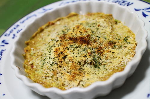 今日のキムチ料理レシピ：アボカド梅キムチのパン粉焼き