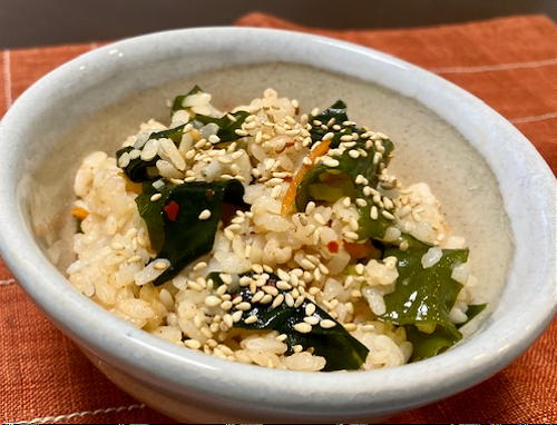 今日のキムチ料理レシピ：わかめキムチご飯