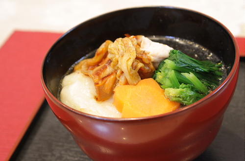 今日のキムチ料理レシピ：キムチ雑煮