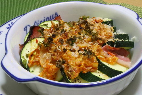 今日のキムチ料理レシピ：ズッキーニのキムチパン粉焼き