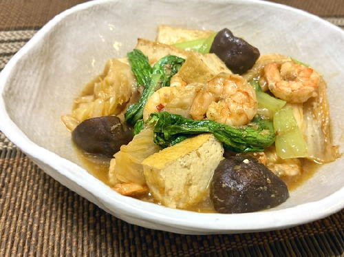 今日のキムチ料理レシピ：えびと厚揚げとキムチの中華炒め