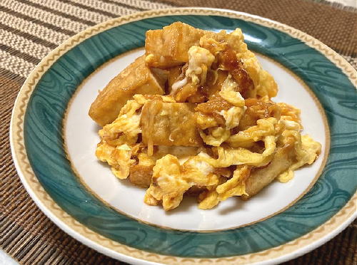 今日のキムチ料理レシピ：厚揚げと卵のピリ辛ケチャップ炒め