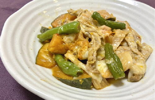 今日のキムチ料理レシピ：豚肉とかぼちゃのキムチチーズ蒸し