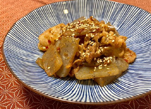 今日のキムチ料理レシピ：豚肉とこんにゃくのピリ辛炒め