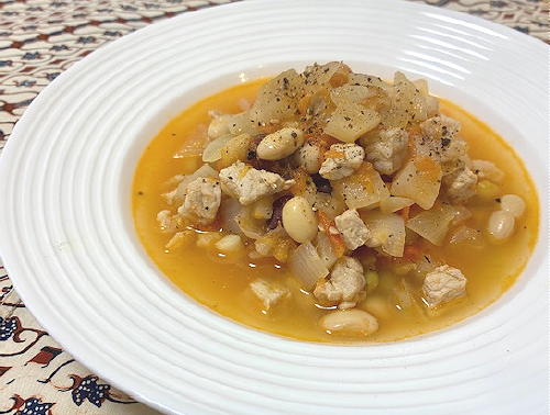 今日のキムチレシピ：豚肉とキムチのトマト煮込み