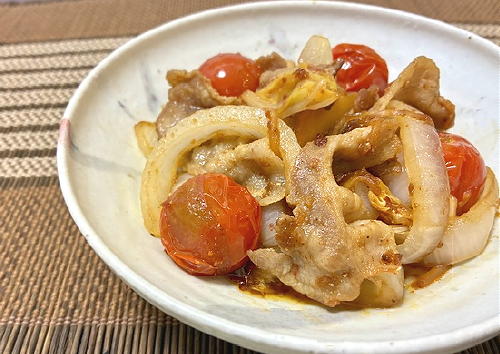 今日のキムチ料理レシピ：新玉ねぎの豚キムチ炒め