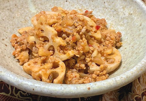 今日のキムチレシピ：レンコンのスパイシーひき肉キムチ炒め