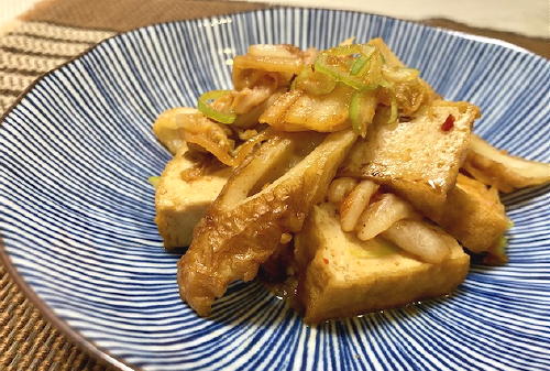 今日のキムチ料理レシピ：厚揚げとちくわのキムチ煮