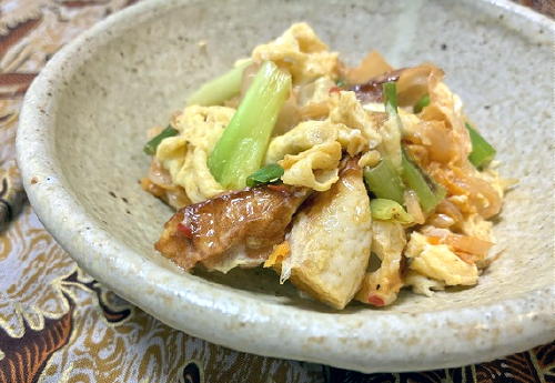 今日のキムチ料理レシピ：ちくわとキムチの卵炒め