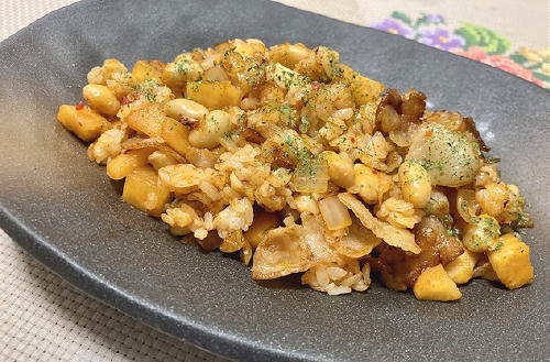 今日のキムチレシピ：大豆と豚肉のキムチチャーハン