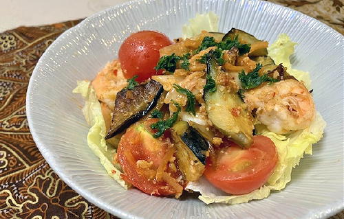 今日のキムチ料理レシピ：茄子とエビのキムチサラダ
