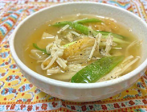今日のキムチ料理レシピ：えのきとキムチの春雨スープ