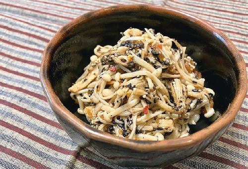今日のキムチ料理レシピ：エノキのピリ辛胡麻和え