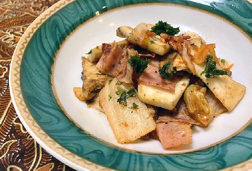 今日のキムチ料理レシピ：エリンギとベーコンのキムチ炒め