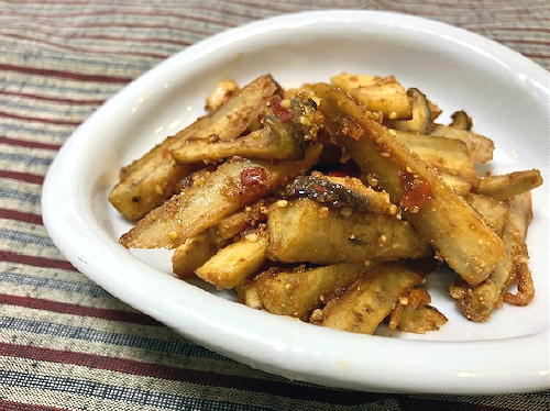 今日のキムチ料理レシピ：ごぼうとエリンギのピリ辛炒め