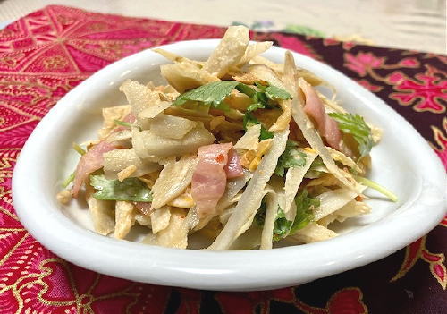 今日のキムチ料理レシピ：ごぼうのキムチサラダ