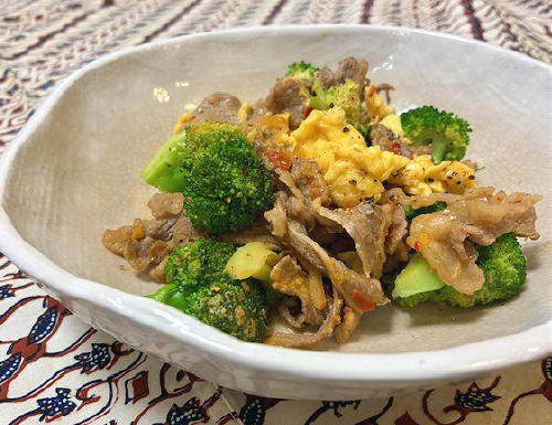 今日のキムチ料理レシピ：牛肉とブロッコリーのピリ辛マヨネーズ和え