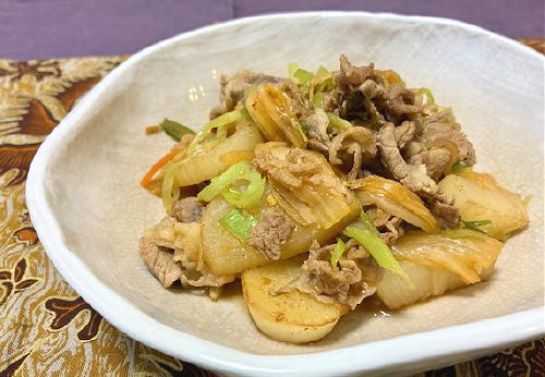 今日のキムチ料理レシピ：牛肉と大根のキムチ煮