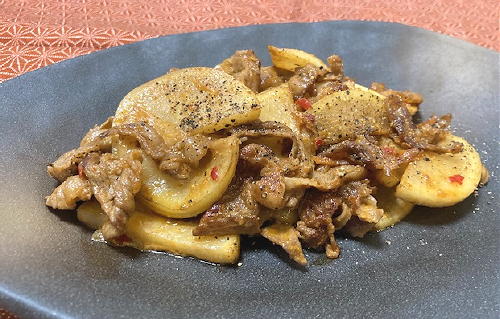今日のキムチ料理レシピ：牛肉と大根のピリ辛味噌マヨ炒め