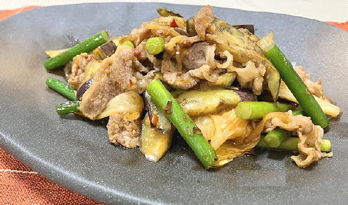 今日のキムチ料理レシピ：牛肉と茄子のキムチ炒め