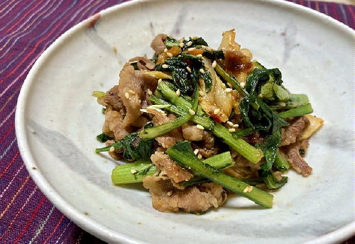 今日のキムチ料理レシピ：牛肉と春菊のキムチ炒め