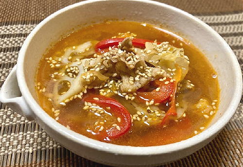 今日のキムチ料理レシピ：牛肉とレンコンのキムチスープ