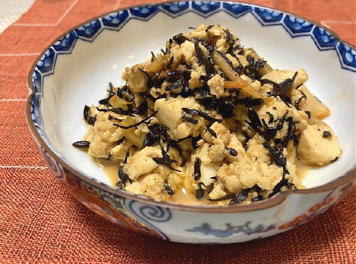 今日のキムチ料理レシピ：ひじきとキムチの炒り豆腐