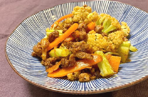 今日のキムチ料理レシピ：カリフローレのピリ辛ひき肉炒め