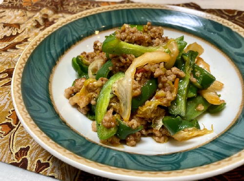 今日のキムチ料理レシピ：ピーマンのとキムチひき肉炒め