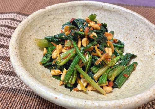 今日のキムチ料理レシピ：ほうれん草のピリ辛ピーナッツ和え