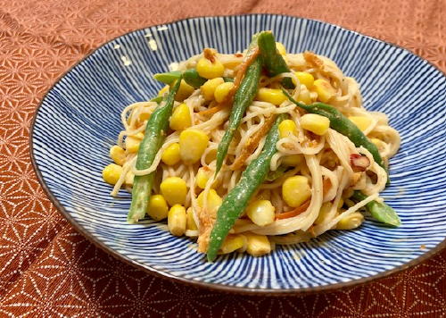 今日のキムチ料理レシピ：コーンといんげんのピリ辛そうめん