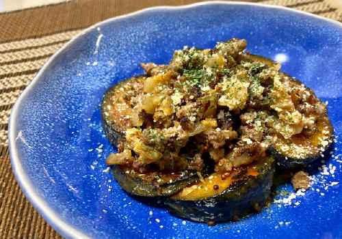 今日のキムチ料理レシピ：かぼちゃのキムチひき肉蒸し焼き