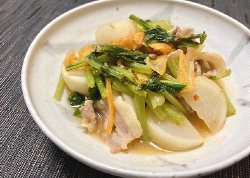 今日のキムチ料理レシピ：カブと豚肉のキムチ煮込み