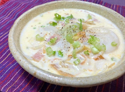 今日のキムチ料理レシピ：カブとキムチのミルクスープ