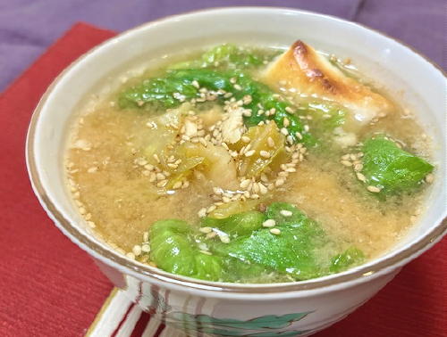 今日のキムチ料理レシピ：鶏ひき肉とレタスのキムチ雑煮